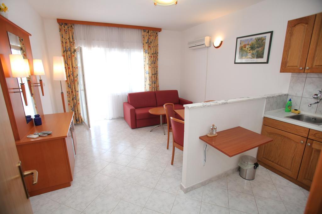 Apartments Mjm Trogir Kamer foto