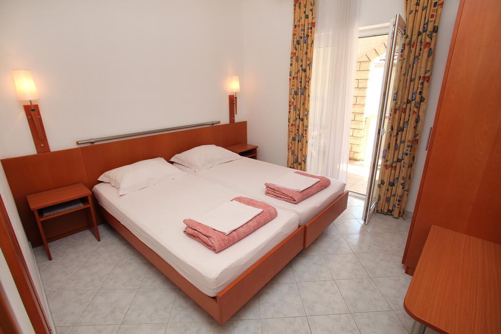 Apartments Mjm Trogir Kamer foto